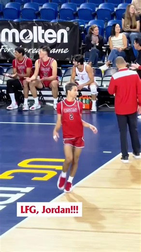 Jordan Lucas gana otro fan hoy — College Volleyball CSUN