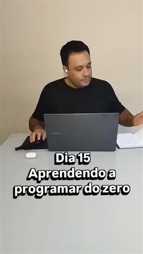 Eliomar Bergamini on Instagram: "Dia 15 aprendendo a programar do zero. #carreiratech #devemevolucao #dev #javascript #htmlcssjs"