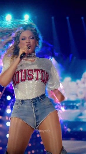 Beyoncé's Fierce Energy in Crazy in Love