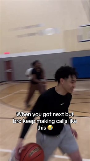 How bro slide across the ground like that in the first clip 😂 Follow my Instagram & YouTube for more content ❗️ #fyp #basketball #basketballtiktok #funny #hoopersoftiktok