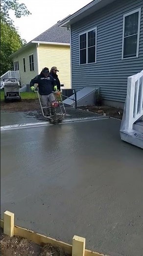 How to Use a Magic Concrete Power Screed