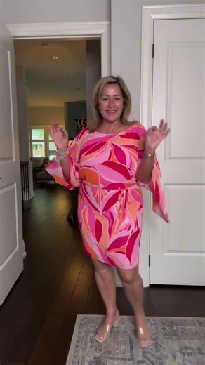 Isabelle Mature Women Fashion #style #mature #fashiontrends #womensfashion #over50