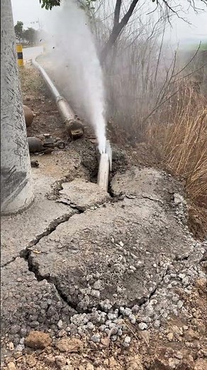 Pressurized Pipe Break Erupting fromthe Ground - Goodtools and machinery make work easy