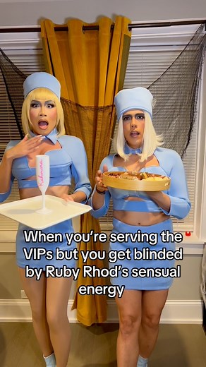 Super green!!! #thefifthelement #cosplay #dragqueen | Kahmora Hall Official