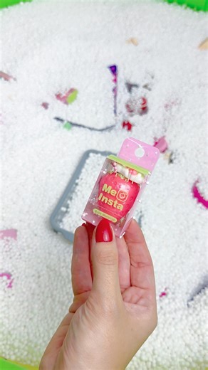 POOL OF GIFTS ONLY UNTIL APRIL 30, 2026 - RADA MAKEUPS