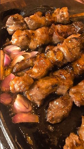 Un restaurant spécial à Java. On mange un Satay #satay #java #restaurant