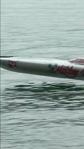 You've Never Seen a Speedboat Like This Before: Dual-Turbine Powered RC !