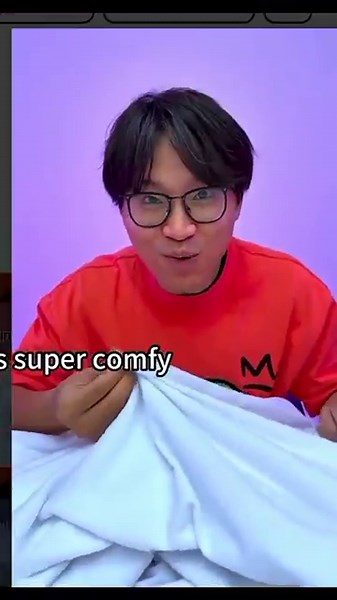 SafeRest Waterproof King Size Mattress Protector Fitted with Stretchable Pockets check description