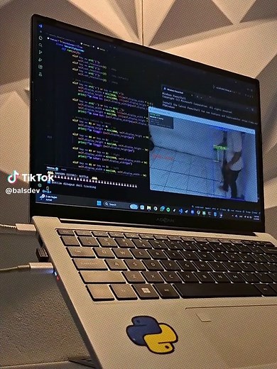 Python Face Detection Using OpenCV Techniques