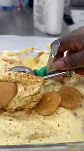 Our banana pudding videos are always so controversial! 🤭 Instant pudding? Never seen the light of day in our kitchen. Just local dairy, lots of yolks, and A LOT of wrist action. ✌🏾 #swankdesserts #dessertshop #bakerylife #pastrychef #sweettooth #dessertlovers #macarons #frenchmacarons #macaronlove #bananapudding #charlestondesserts #charlestoneats #charlestonfood #charlestonrestaurants #chsfoodies #explorecharleston #charlestonlife #charlestonliving #blackownedbusiness #blackownedbakery #suppo