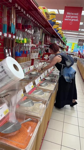 Exploring Bulk Barn Shopping in Canada