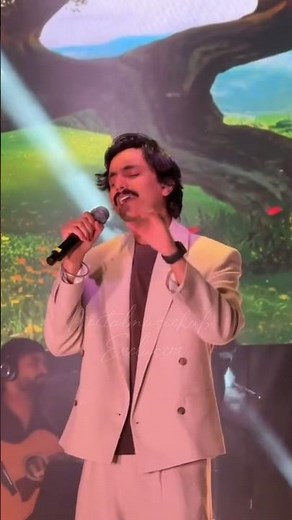 Our Favourite "Kon Halave Limbdi" Voice Of #adityagadhvi Live Concert #brothersister #sister #brosis