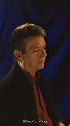 Bruce Springsteen Fan 🎸 | Bruce Springsteen on his new music leaking early 📹: MTV The Table 2002 #brucespringsteen #springsteen | Instagram