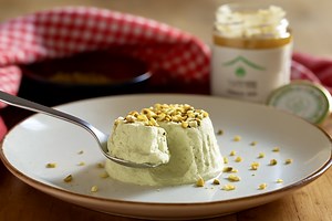 Semifreddo e gelato al pistacchio senza gelatiera: cremoso e facile