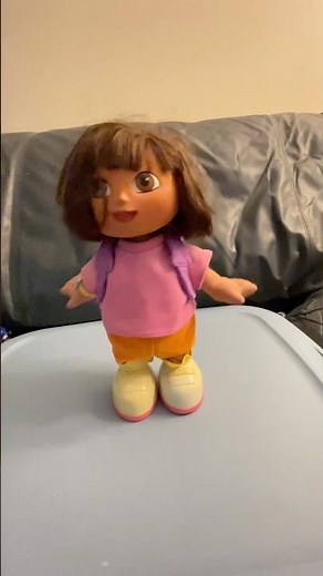 We Did It Dancing Dora doll 2001 Fisher Price 12 inch interactive doll