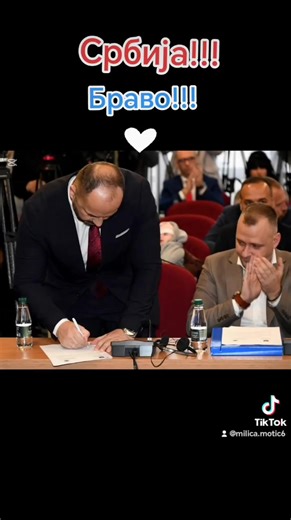 Од данас су Северна Митровица, као и остале општине са српском већином, поново у српским рукама, захваљујући вољи српског народа! ❤️💙🤍 | Dolly Bell