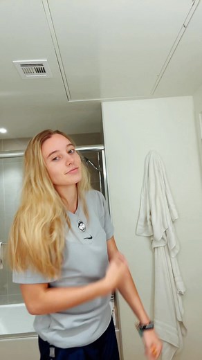 SZA Concert with Paige Bueckers | Bathroom Jam Session