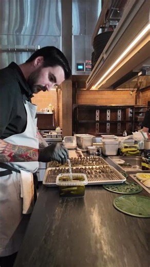 Experience the Flavor of Pearl’s Restaurants