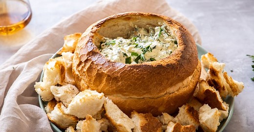 Easy Spinach Cob Loaf Dip