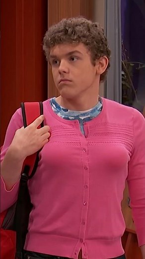 jasper gets a dress code violation 🤣👚