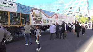 Great turnout for our last Nevada whistle stop! Video from the road and the event. Thank you, Las Vegas! #whistlestoptour2025 #capitolchristmastree2025 www.uscapitolchristmastree.com | U.S. Capitol Christmas Tree