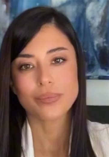 ΑΦΡΟΔΙΤΗ ΛΑΤΙΝΟΠΟΥΛΟΥ: ΜΙΛΑΕΙ ΓΙΑ ΙΣΤΟΡΙΑ ΤΗΣ ΕΛΛΑΔΑΣ ΜΑΣ 🙏🇬🇷👊 #fy #foryoupage #fyp #viral #latinopoulou