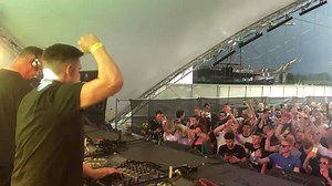 The mighty Slam with Soma Records Track Series Vol 6 ‘Like This’ at Electric Frog and Pressure Riverside Festival 💪 Watch their full session from last year's Riverside here → http://www.be-at.tv/zW8HAA | Be-At TV