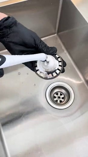 The Importance of Sink Cleaning: Tips and Tricks for a Hygienic and Gleaming Kitchen Sink