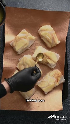 Healthy Apple Pie Rice Paper Rolls! 🍎 #easyrecipe