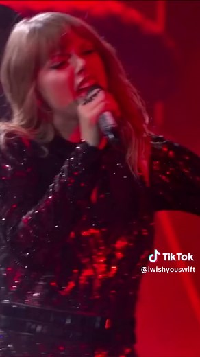 Taylor Swift AMA's Performance - I Did Something Bad