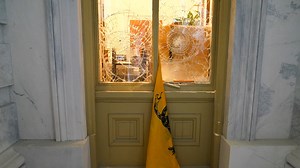 Here's a look at rioters breaking the windows of the U.S. Capitol today. Trump supporters violently clashed with law enforcement today, locking the building down and halting the vote to certify Joe Biden’s presidential victory https://politi.co/3952JSt | POLITICO