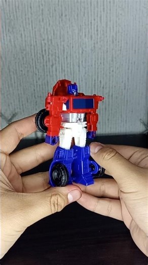 #transformers #cyberworld #optimusprime #hasbro #toys #shorts