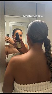 Our favourite super oil - pure, cold-pressed Baobab Oil. 😍