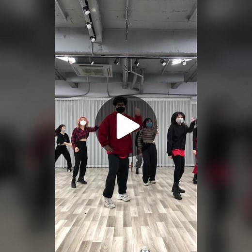 Fanboy làm chủ cuộc chơi khi nghe thấy ‘Step Back’ ✨ #theacode #stepbackchallenge @girlsontop_sm #kpoprandomdance #kpop #dancecover #fyp #trend