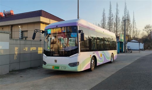 「宏海公路贯穿到底」【POV-崇明巴士-122/一分公司-082/001D】崇明巴士 一分公司 南新专线 南门汽车站 > 新海农场 全程前方展望