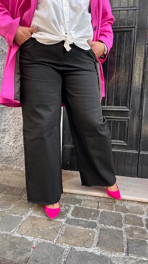 4.7K views · 128 reactions | Un look che fa davvero la differenza!...