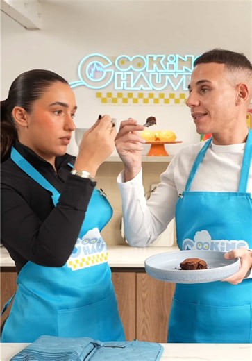 Le gâteau il était sec… 🥲🥲 #lespachaspodcast #lespachas #mayadorable #cookingchauve @Jules Pedretti @Mayadorable