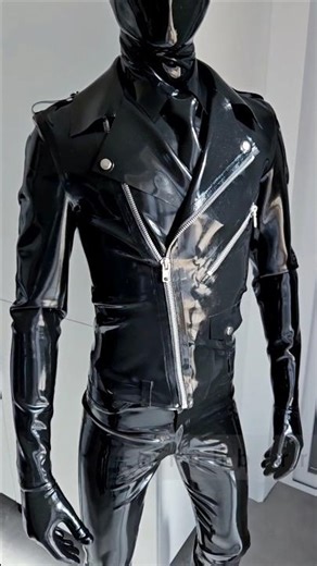 🖤 #leatherman #latex #rubber