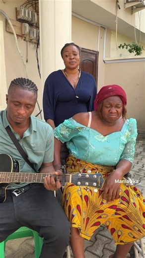 Mamauka ft MrT, Song: Everything is fake for Naija | MrT