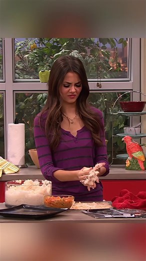 Exploring Tori and Beck's Relationship in Victorious