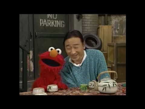 Sesame Street: 2459 Street Scenes - Hiroshi visits from Japan