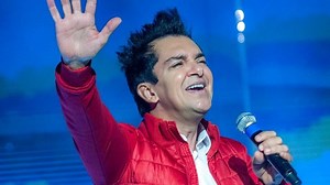 O Nome de Jesus Tem Poder (part. Brenda Danese) - Regis Danese - LETRAS.MUS.BR