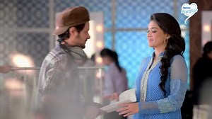 Watch Sanam Jung all set to challenge the entire Pakistan in a quest to uncover the KHAAS tea! | Nestlé EveryDay