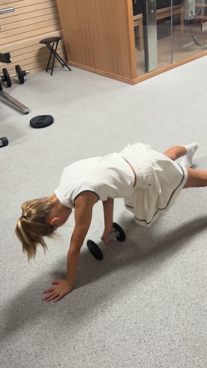 Elevate your core with functional strength! Focus on moving weight without moving body…more specifically your hips! This forces you to activate both your core and glute muscles in order to prevent rotation or dropping of the hips on one side of the other as you pull the dumbbell through to the other side. Often we see compensations as a way to make it “easier” on our athletes, which only pulls away from the muscles we are targeting to strengthen and often overlooked or underused. #core #plank #p