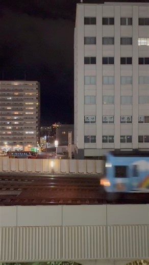 四万十ウルトラマラソン大会による2000系4両編成が高知駅に入線 #jr四国 #土讃線 #2000系気動車