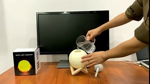 Humidifier 3D Moon Lamp Humidifier, humidifier lamp with 3-Colors for Bedroom, Baby Room, Office, 30-Hour Running Time and Auto-Off