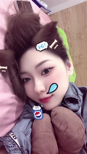 Thấy vậy chứ ngoan lắm 🙈🥰