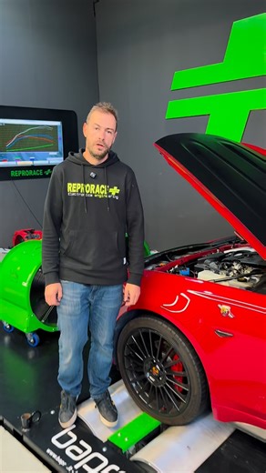 20K views · 985 reactions | El sistema MultiAir de Fiat controla las válvulas de admisión con un sistema electrohidráulico en lugar del clásico árbol de levas. Esto permite ajustar en tiempo real la cantidad de aire que entra al motor, mejorando potencia, consumo y emisiones. Conoces el sistema multiair de Fiat? Pero por qué si es tan eficiente, ha dejado de usarse? #fiat #multiair | ReproRACE.com | Facebook