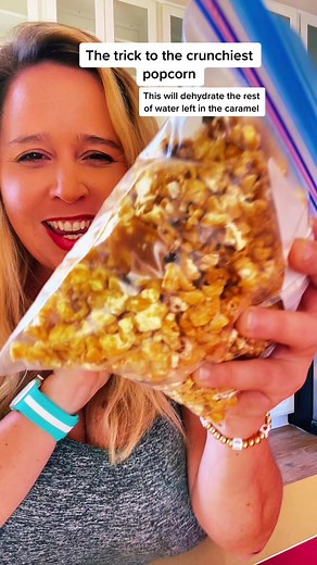 How to Make Crunchy Popcorn in the Oven