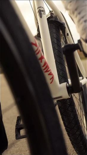 The Stranger Creeper 26” is now available in Raw Black or White. Built for cruising the neighborhood, mobbing the city, your daily commute and having real fun on two wheels. Full chromoly frame, fork, and bars. Primo tires. Sealed wheels. Big wheels = big smiles. Go to strangerco.com or grab one from your local Stranger or Tipplus dealer. 📹 @calebquanbeck | Stranger BMX